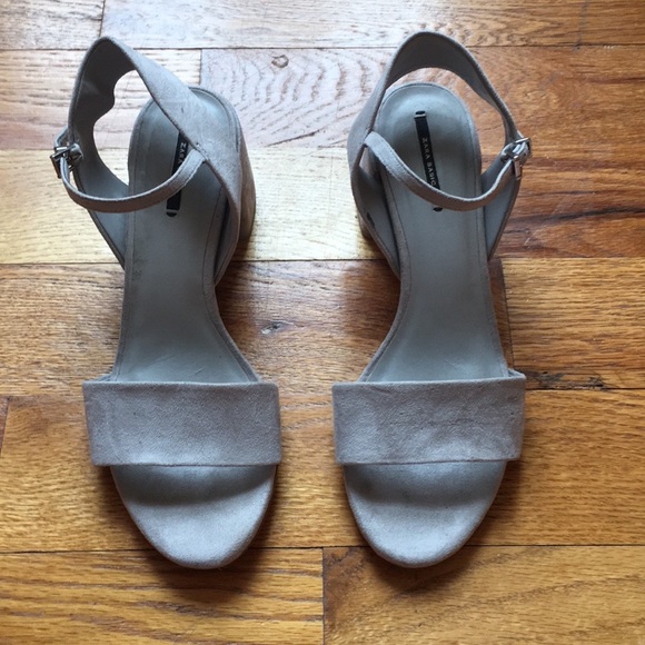 Zara Shoes - Zara grey suede low chunky block heel 40